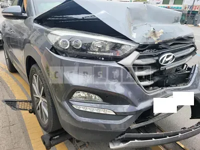 Photo 1 of 11: 2016 Hyundai Tucson, VIN KMHJ3815GGU021514 — Korean insurance auction