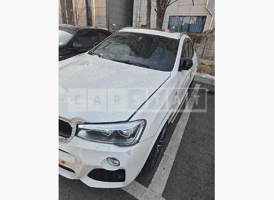 Photo 2 of 18: 2018 BMW X4 xDrive20d — Korean insurance auction