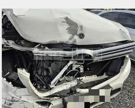 Photo 2 of 13: 2018 Mercedes-Benz GLC350 e 4Matic — Korean insurance auction