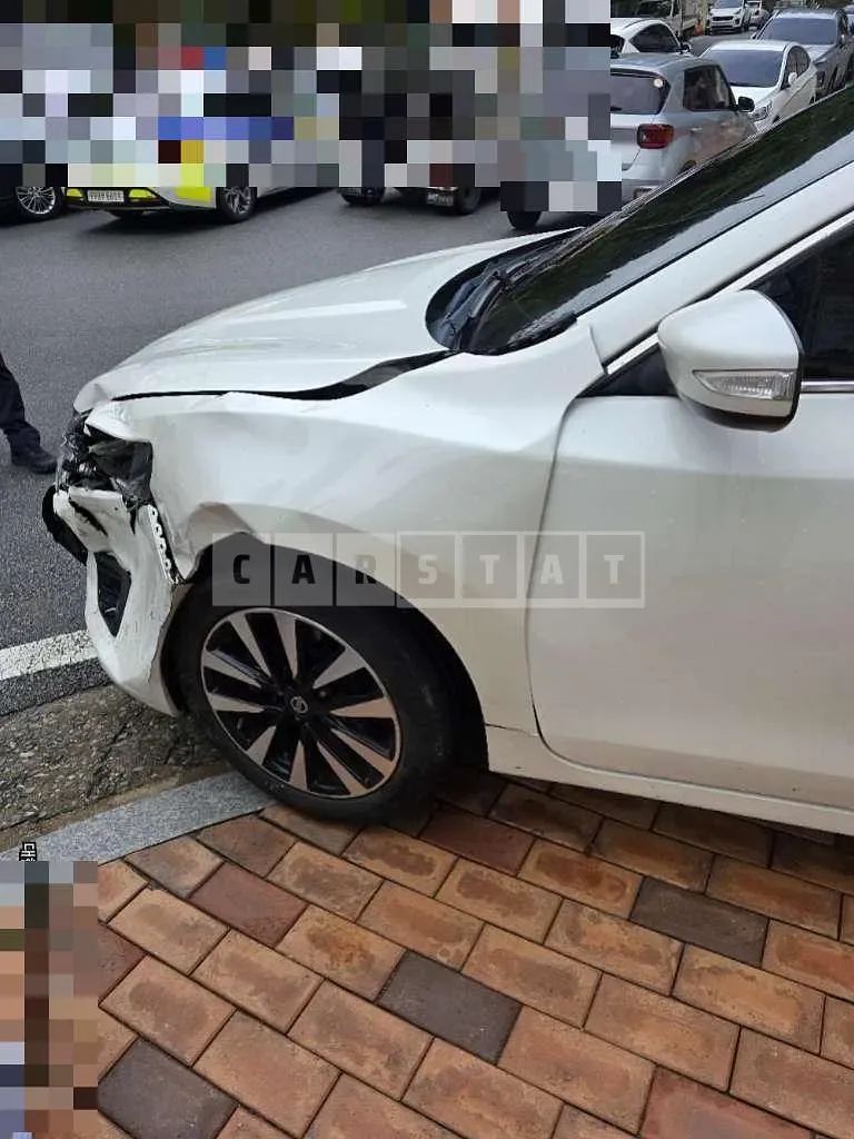 Photo 2 of 8: 2018 Nissan Altima 2.5 — Korean insurance auction
