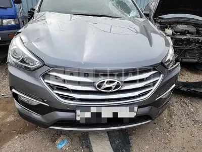 Photo 1 of 18: 2016 Hyundai Santa Fe 2.0, VIN KMHSW81UBGU674459 — Korean insurance auction