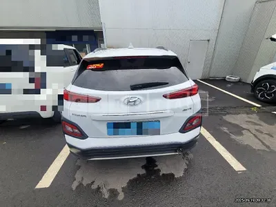 Photo 1 of 30: 2018 Hyundai Kona Electric Car — Korean insurance auction