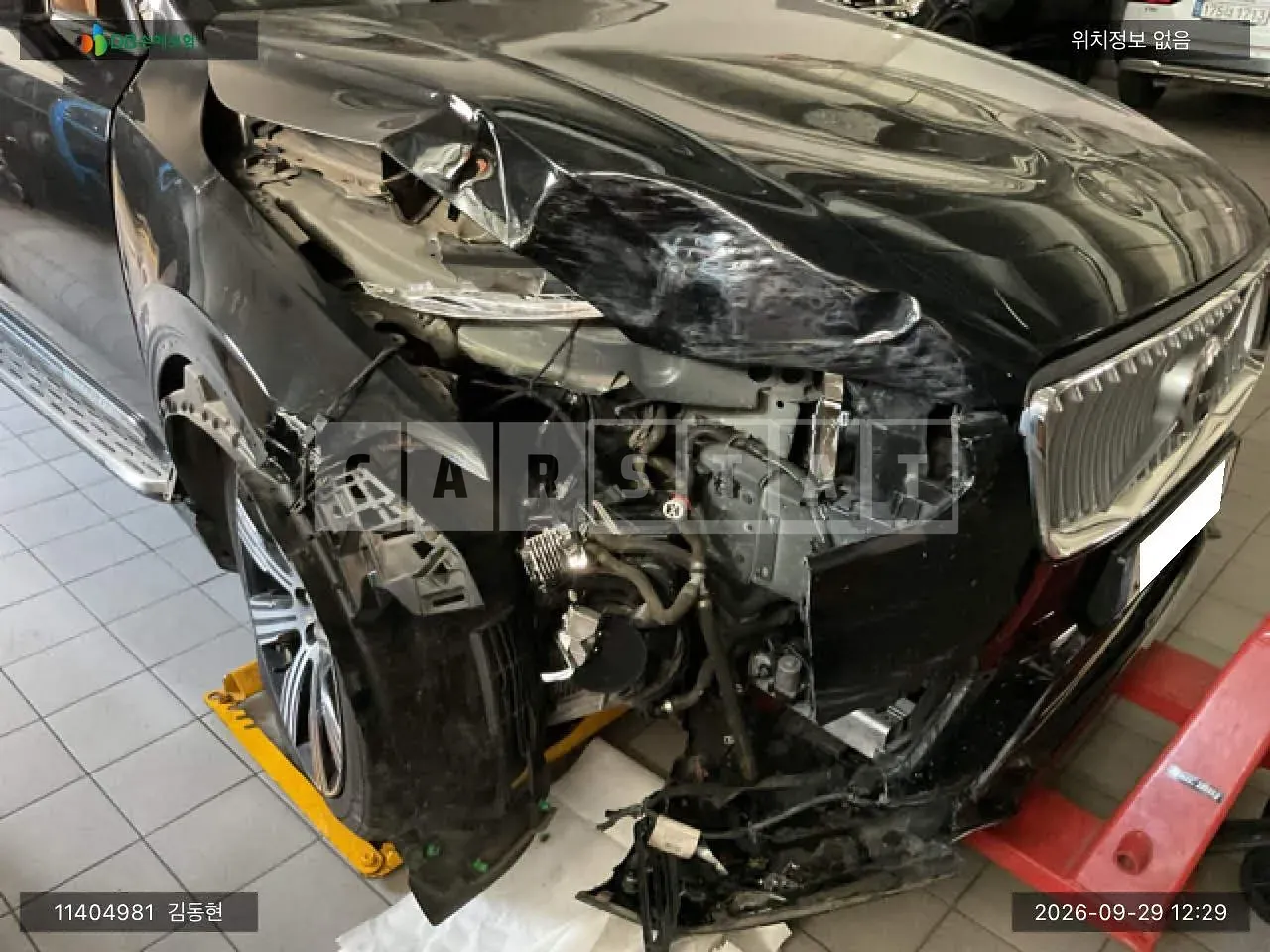 Photo 2 of 12: 2022 Volvo XC90T8 AWD, VIN YV1LFH60DN1866226 — Korean insurance auction