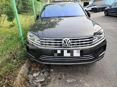 Photo 1 of 21: 2016 Volkswagen Touareg V6 3.0 TDI BMT — Korean insurance auction