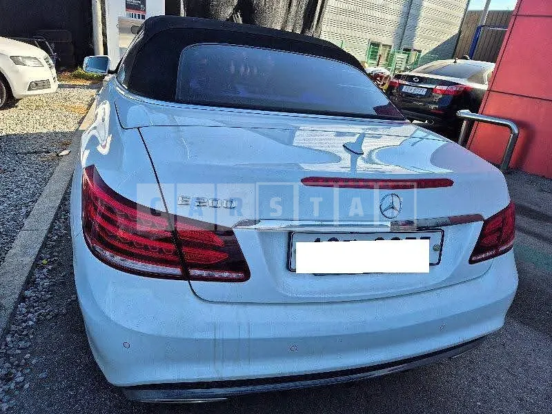Photo 2 of 10: 2015 Mercedes-Benz E200 Cabriolet, VIN WDDKK3EF0GF332714 — Korean insurance auction