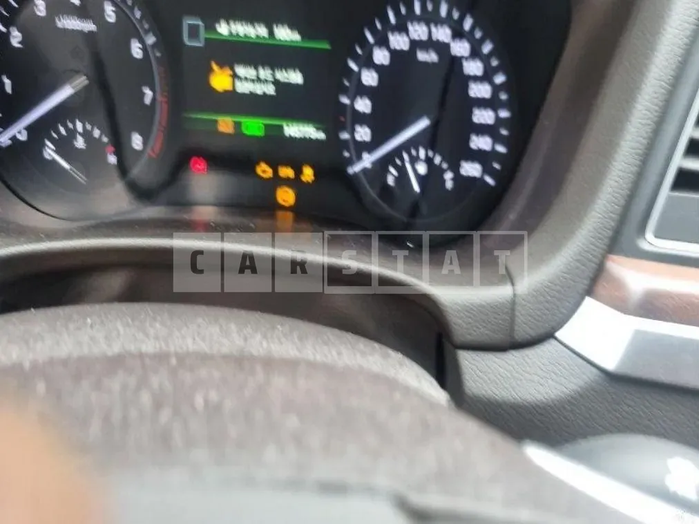 Photo 2 of 11: 2018 Genesis G80 3.3 — Korean insurance auction