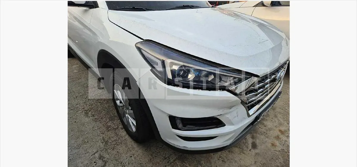 Photo 2 of 9: 2020 Hyundai Tucson TL — Korean insurance auction