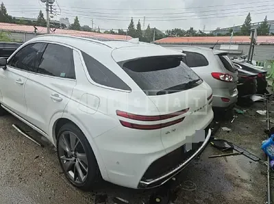 Photo 1 of 28: 2024 Genesis GV70 2.5T (Gasoline) — Korean insurance auction