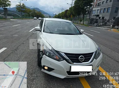 Photo 1 of 8: 2017 Nissan Altima 2.5 — Korean insurance auction