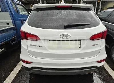 Photo 1 of 11: 2017 Hyundai Santa Fe DM — Korean insurance auction