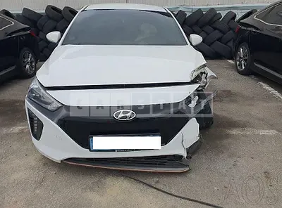 Photo 1 of 12: 2018 Hyundai Modern Ionic Electric, VIN KMHC851HFJU027607 — Korean insurance auction