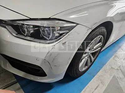 2017 (Parts) BMW 320d light
