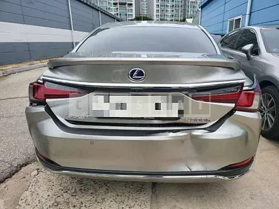 Photo 1 of 26: 2018 Lexus ES300h — Korean insurance auction