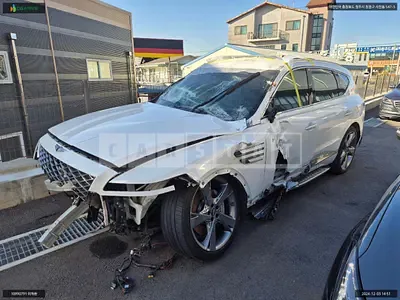 Photo 1 of 16: 2020 Genesis GV80, VIN KMTHC81CDLU027654 — Korean insurance auction