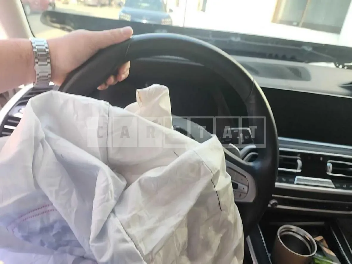 Photo 2 of 36: 2020 BMW X7 xDrive30d — Korean insurance auction