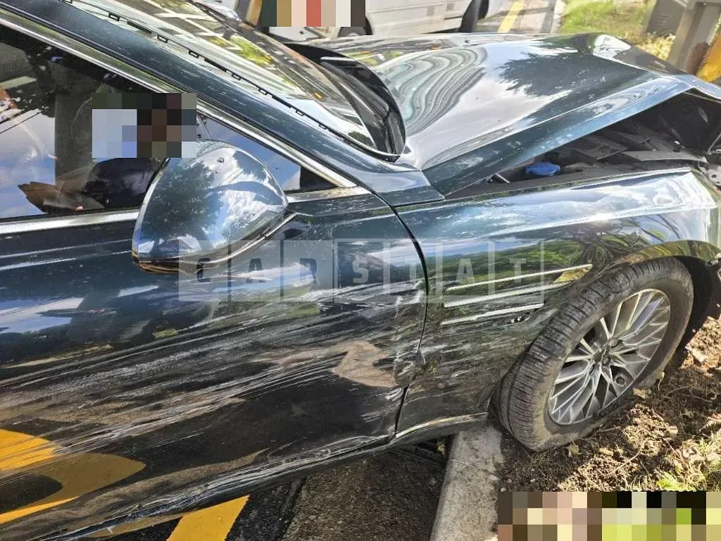 Photo 2 of 16: 2021 Genesis G80 — Korean insurance auction