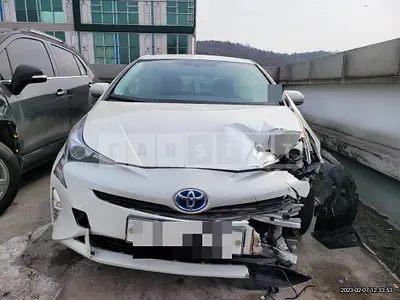 Photo 1 of 28: 2017 Toyota Prius, VIN JTDKBRFU9H3570722 — Korean insurance auction