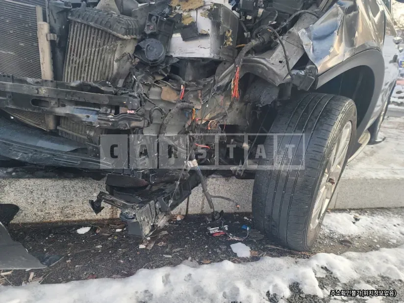 Photo 2 of 8: 2015 Kia Sorento — Korean insurance auction