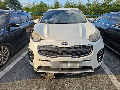 Photo 1 of 32: 2017 Kia Sportage — Korean insurance auction