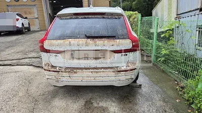 Photo 1 of 7: 2024 Volvo XC60B5 AWD — Korean insurance auction