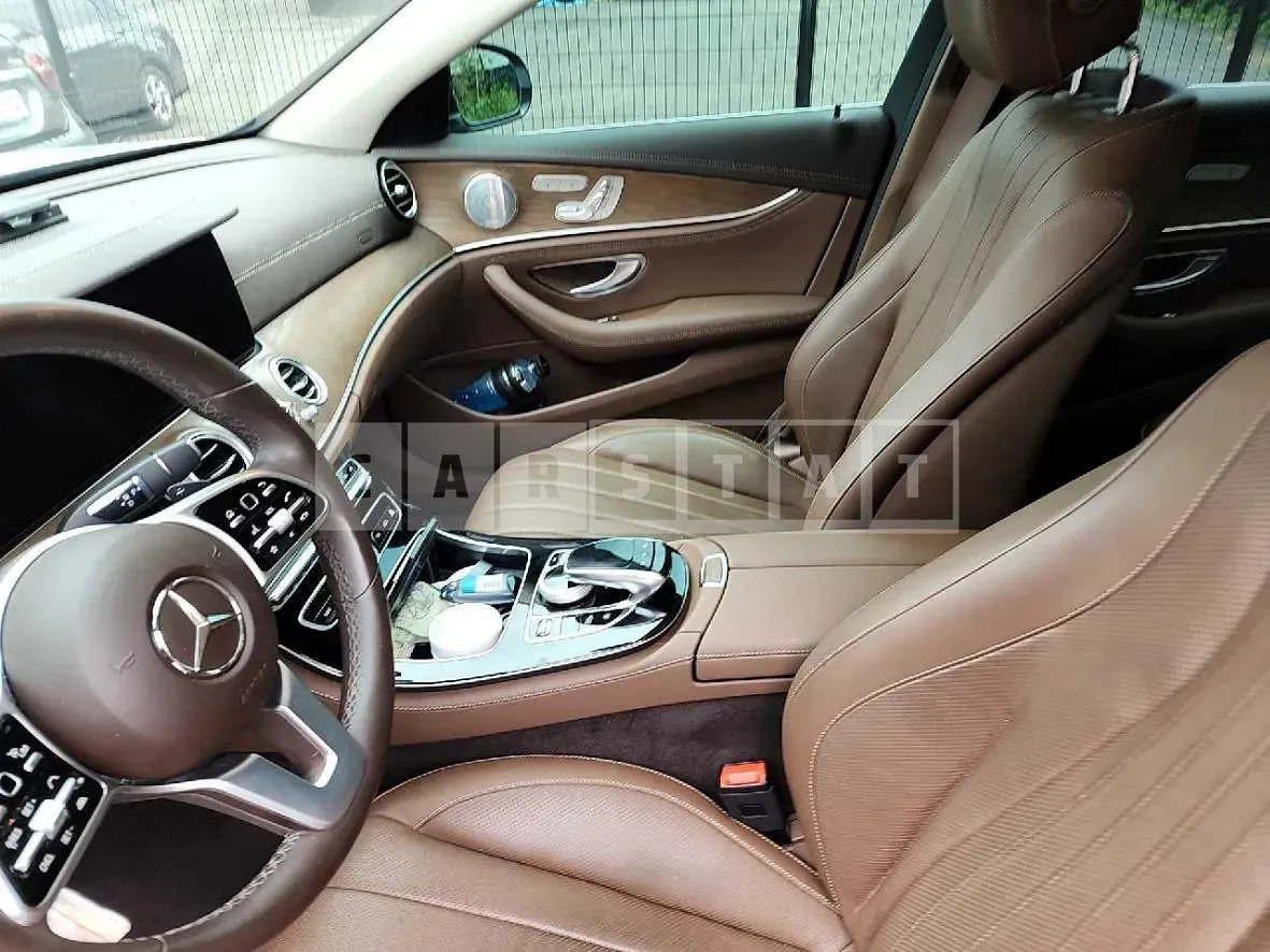 Photo 2 of 70: 2020 Mercedes-Benz E 300 4Matic — Korean insurance auction