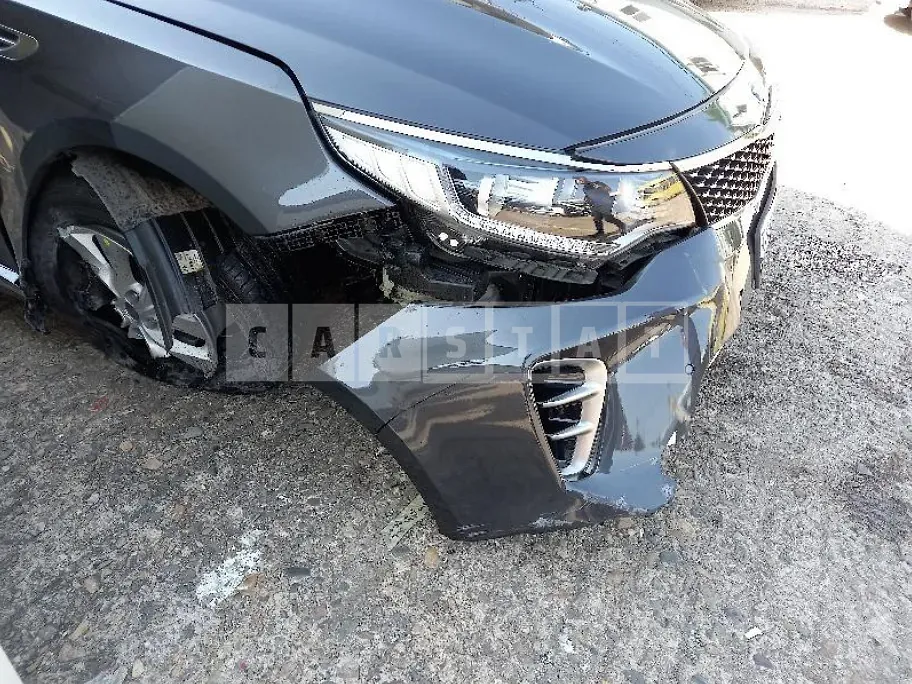 Photo 2 of 14: 2017 Kia K5 — Korean insurance auction