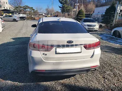 Photo 1 of 15: 2017 Kia K5, VIN KNAGU411BHA114853 — Korean insurance auction