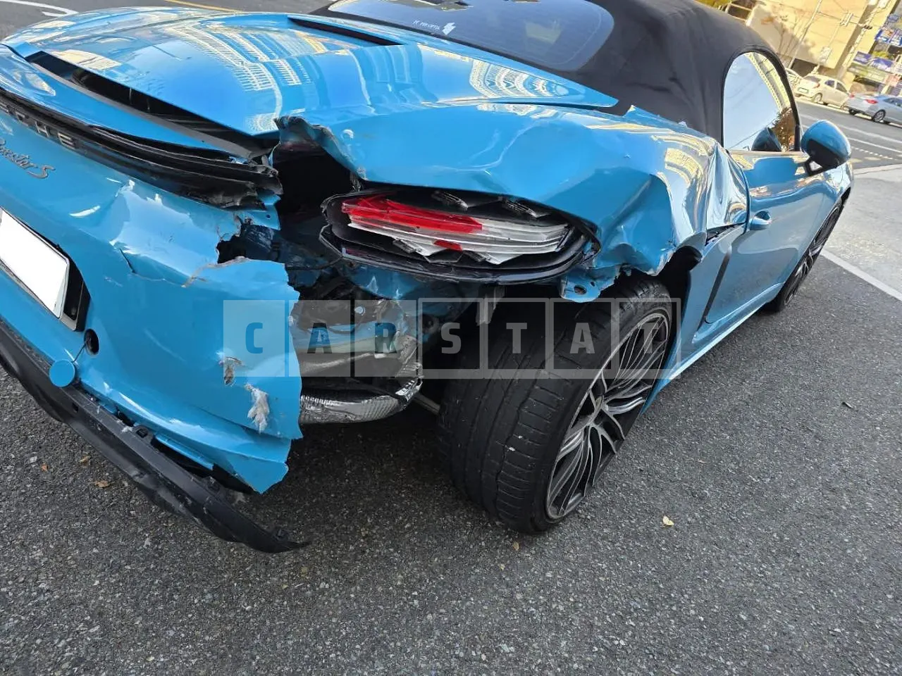 Photo 2 of 12: 2016 Porsche 718 Boxster S, VIN WP0CB2987HS240450 — Korean insurance auction