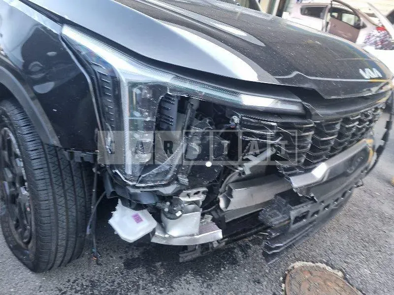 Photo 2 of 31: 2024 Kia Sorento Hybrid, VIN KNARK81GBRA276951 — Korean insurance auction