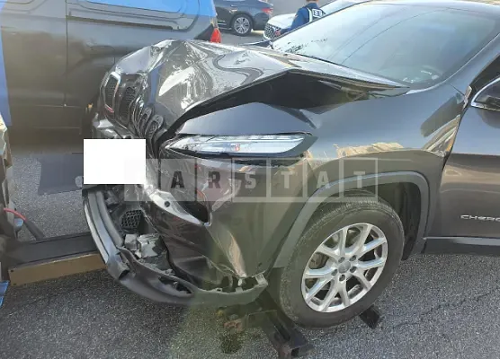 Photo 2 of 10: 2017 Jeep Zip Cherokee 2.4, VIN 1C4PJMCBXHW562528 — Korean insurance auction