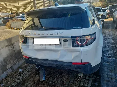 Photo 2 of 11: 2017 Land Rover Discovery Sport 2.0d, VIN SALCA2BN8HH711014 — Korean insurance auction