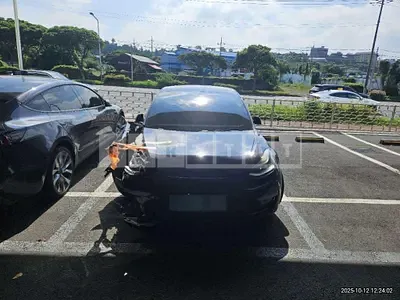 Photo 1 of 21: 2020 Tesla Model 3 Performance — Korean insurance auction