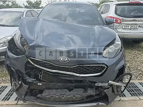 Photo 2 of 10: 2019 Kia Sportage — Korean insurance auction