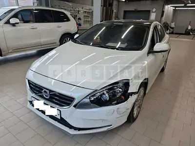 Photo 1 of 10: 2016 Volvo V40 D3 — Korean insurance auction