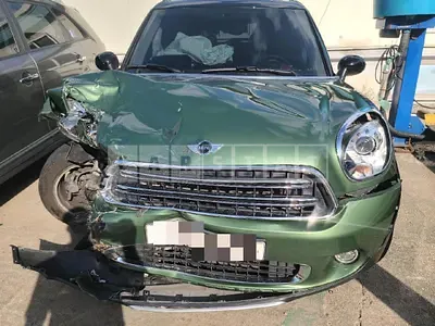 Photo 1 of 12: 2016 MINI Cooper D Countryman ALL4, VIN WMWXD510XGWU10310 — Korean insurance auction