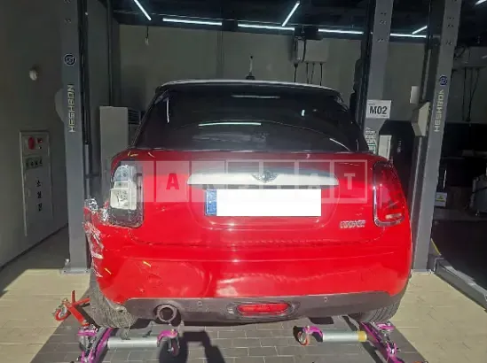 Photo 2 of 20: 2015 MINI Cooper — Korean insurance auction