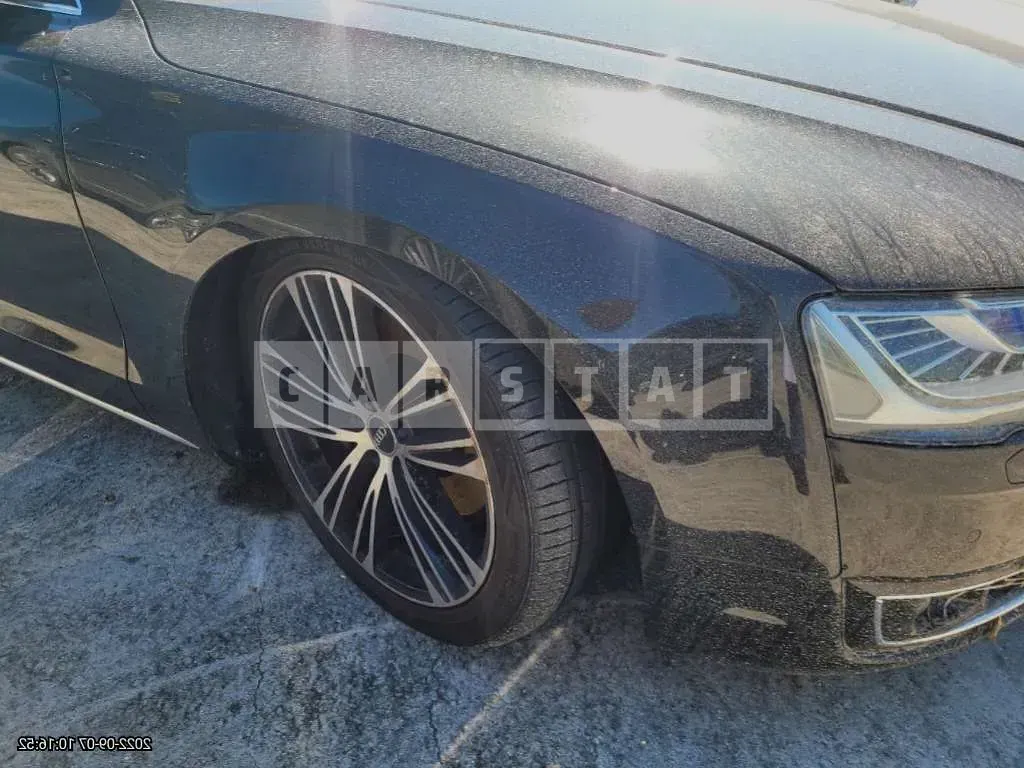 Photo 2 of 9: 2015 Audi A8L 50 TDI quattro, VIN WAUZZZ4H1FN019649 — Korean insurance auction