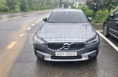 2019 Volvo V90CCD5 AWD