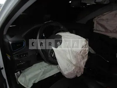 Photo 1 of 22: 2016 Hyundai IONIQ Hybrid, VIN KMHC051CGGU002925 — Korean insurance auction