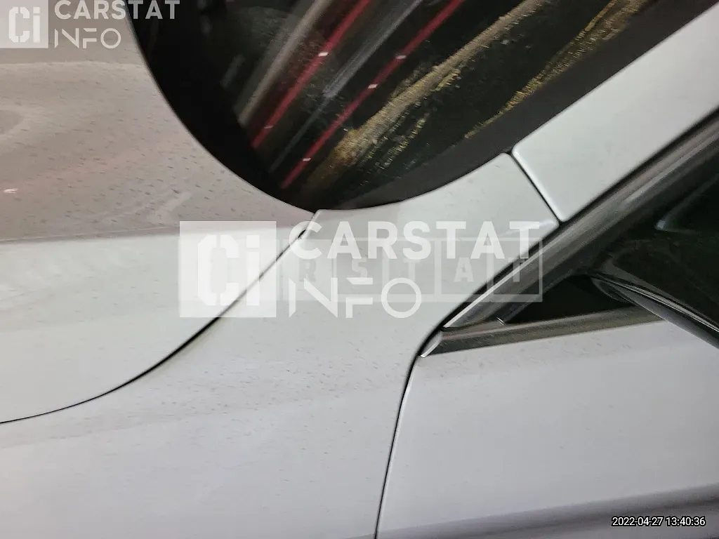 Photo 2 of 23: 2021 BMW 120i, VIN WBA7L7100M7J26138 — Korean insurance auction
