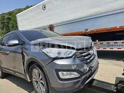 Photo 1 of 10: 2015 Hyundai Santa Fe, VIN KMHSW81UBFU494875 — Korean insurance auction
