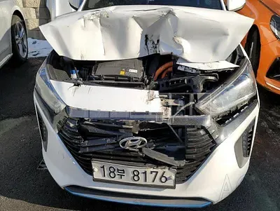 Photo 1 of 6: 2016 Hyundai Modern Ionic, VIN KMHC751CGGU000453 — Korean insurance auction