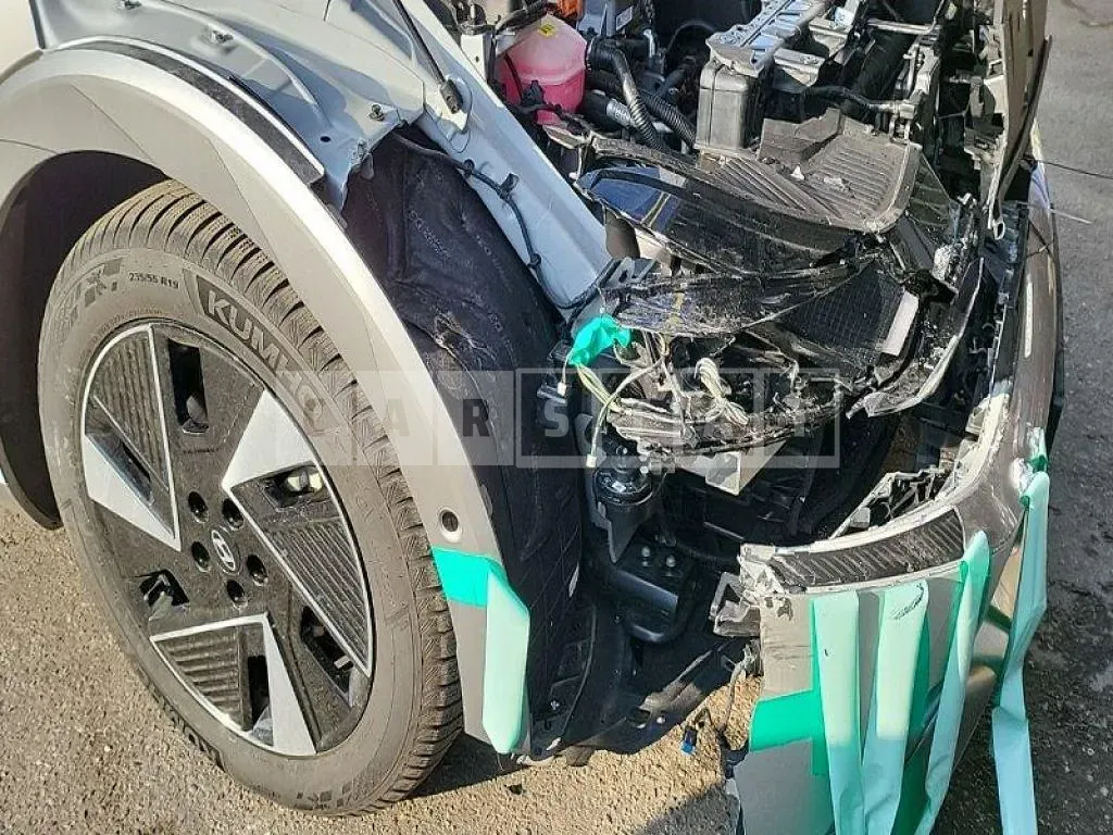 Photo 2 of 50: 2025 Hyundai IONIQ 5 — Korean insurance auction