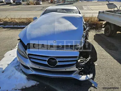 Photo 1 of 10: 2016 Mercedes-Benz C 200, VIN WDDWF4CB7GF240902 — Korean insurance auction