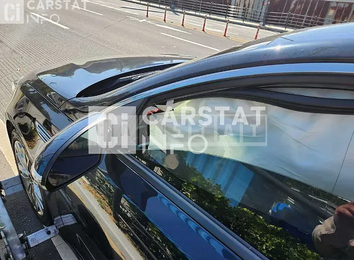Photo 2 of 14: 2019 Kia K5 2.0 — Korean insurance auction