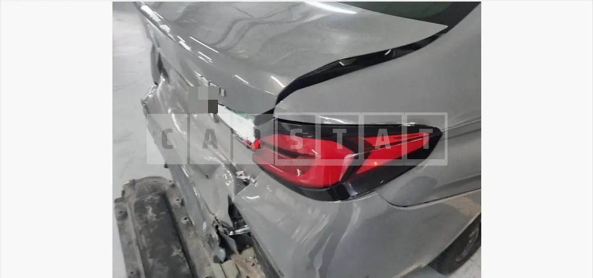 Photo 2 of 68: 2021 BMW 520i — Korean insurance auction