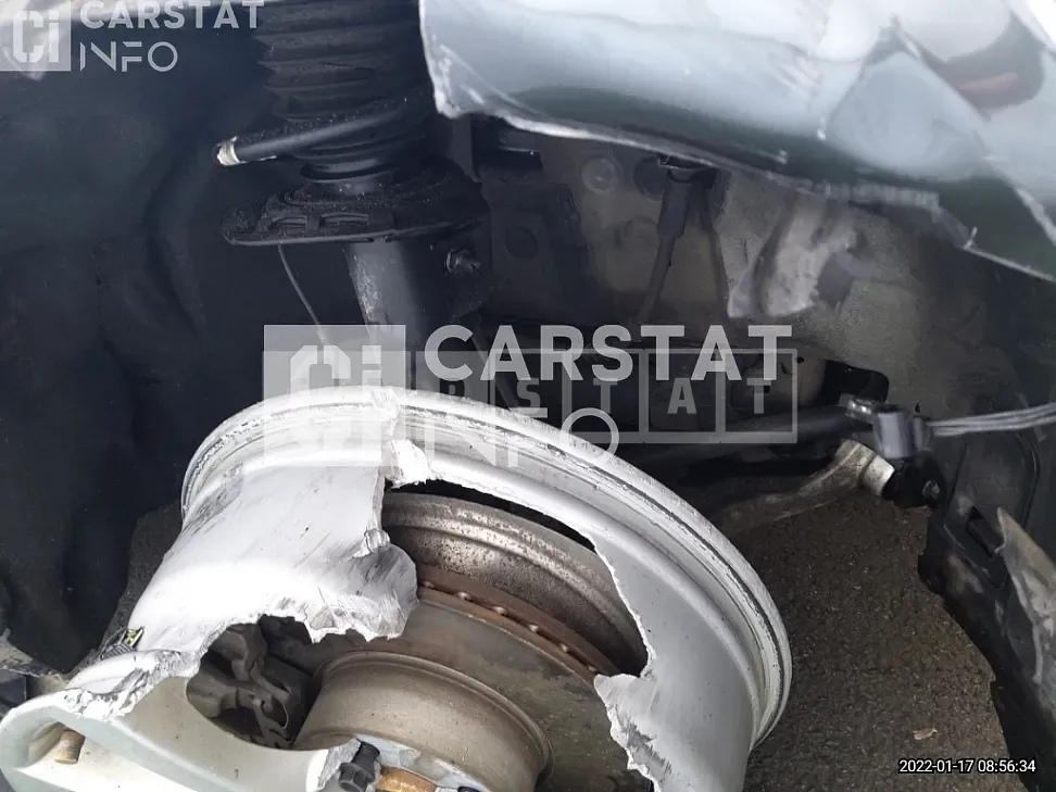 Photo 2 of 13: 2018 BMW 320d WLTP, VIN WBA8C5100JK736817 — Korean insurance auction