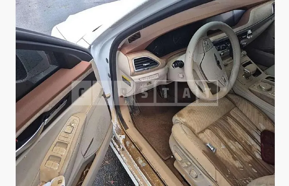 Photo 2 of 36: 2020 Genesis G90 — Korean insurance auction