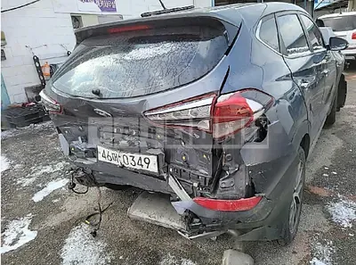 Photo 1 of 9: 2017 Hyundai Tucson, VIN KMHJ2815GHU346266 — Korean insurance auction