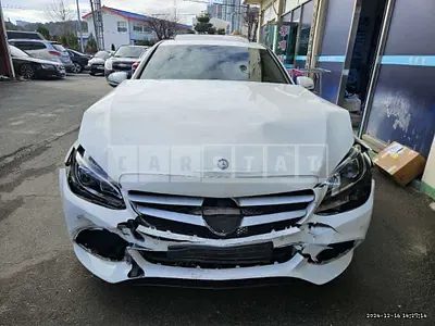 Photo 1 of 9: 2016 Mercedes-Benz C 200d — Korean insurance auction